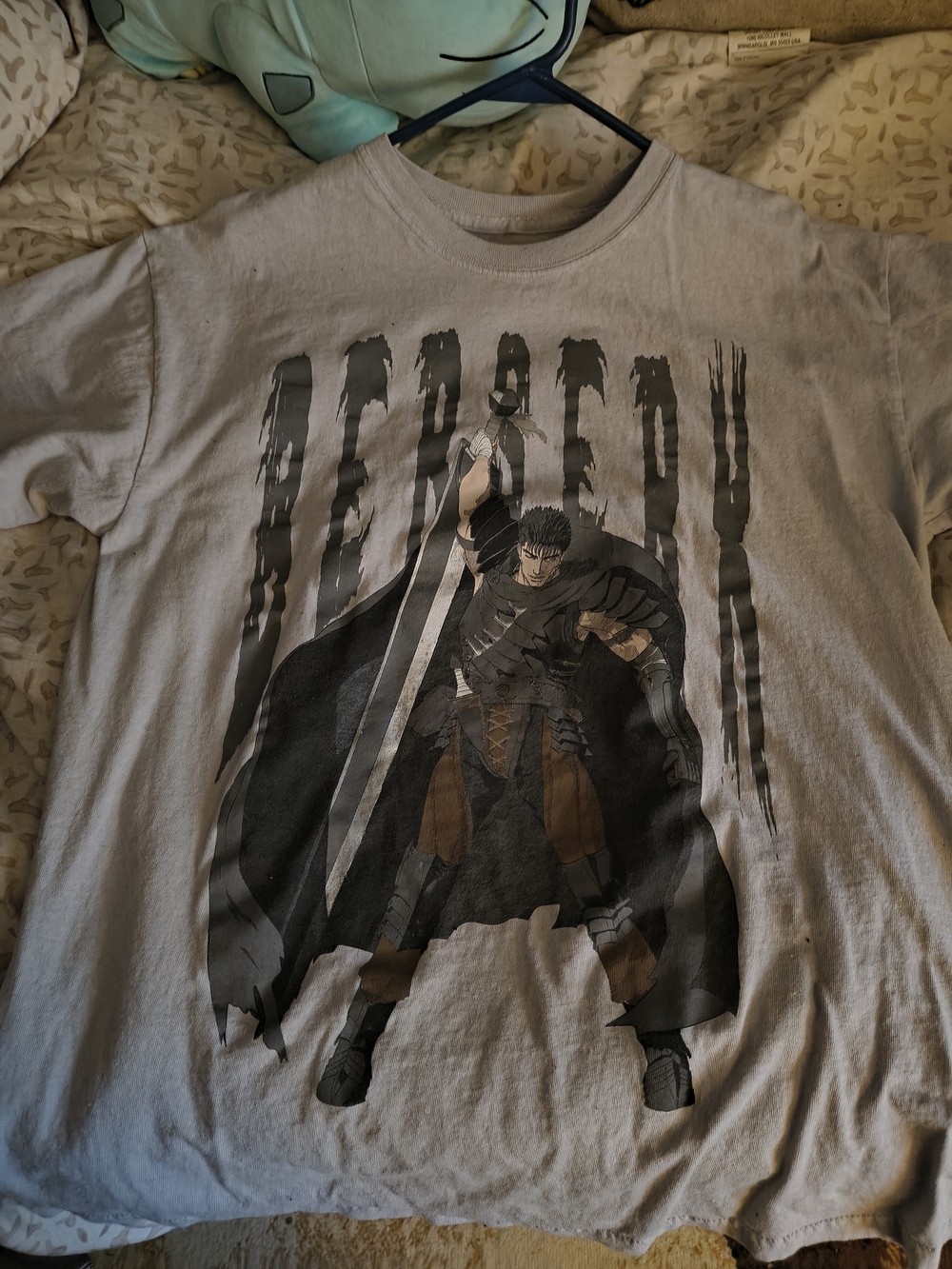 Men's Graphic Tee - Gray Berserk Guts Print
